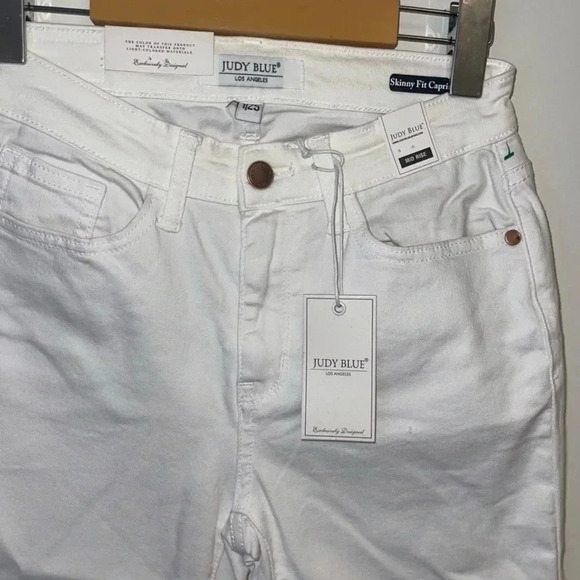 NWT Judy Blue skinny Fit Capri 25 White summer slim crop jeans vacation tropical - Picture 7 of 7